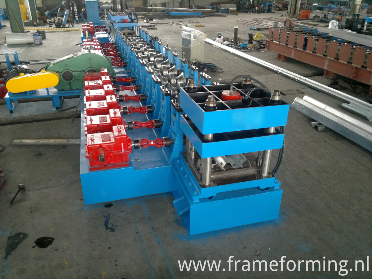 guardrail making machine